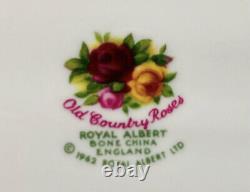 1962 Royal Albert Bone China, Old Country Roses, 100 pc-12 Place Set