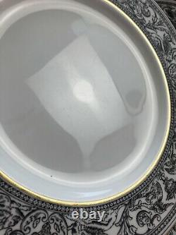 6 x Wedgwood Black / Gold W4312 Florentine Dinner Plates 27.5 cm Wide Set