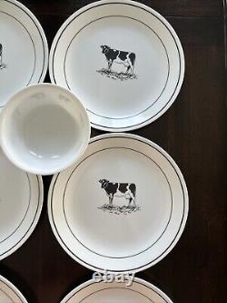 Corelle Annie's Cow 9 Dinner Plates And 3 Cereal Bowls Lot Of 12