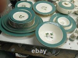 Dinnerware set vintage