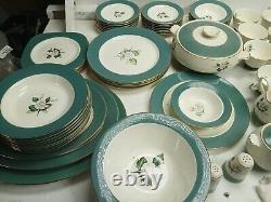 Dinnerware set vintage