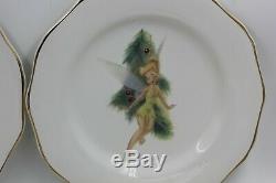 Disney China Dinnerware Christmas Wreath Gold Rim Dinner Plates Set of 4 Holiday