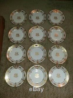 Dresden Ambrosius Lamm cameo portrait dinner plates (set of 12), Circa 1900