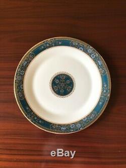 Fine Bone China Vintage Royal Doulton Carlyle 7 Pc Dinner Service (12 Settings)