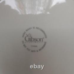 Gibson Claremont Gold Dinnerware 4 Place Settings Ivory Base Gold Trim 20 Pieces