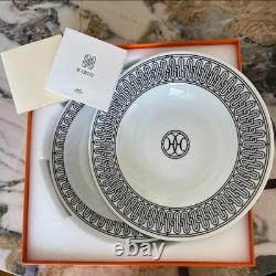 Hermes H Deco Dinner Plate Set of 2 white porcelain Dessert 22 cm unused