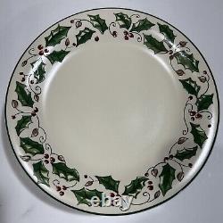 Holly Holiday White? Ivory Holly Rimmed Dinner Plates 10 7/8- Set of 8- EUC
