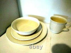 Ivory NANTUCKET Dinner Set Set for 4 Seating (16 Pcs Set)