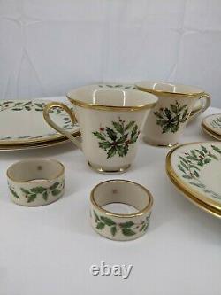 LENOX HOLIDAY DIMENSION 12 Piece Dish Set CHRISTMAS DINNER Plate Service for 2