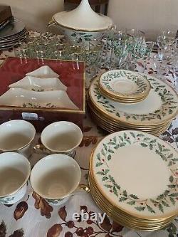LENOX HOLIDAY LOT DINNER PLATES HOLLY & BERRIES Covered Tureen Salad Glasses