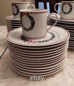 Laura Ashley Holly Wreath 65 Pieces Dinner Set For 12 Guests, 2003