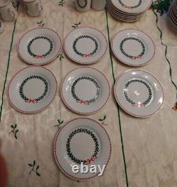 Laura Ashley Holly Wreath 65 Pieces Dinner Set For 12 Guests, 2003