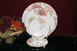 Lenox Marchesa Painted Camellia 5 Piece Place Setting USA New in Box 818520