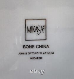 Mikasa Gothic Bone China Dinner Plates 10 5/8 Set Of 10 Platinum Rim