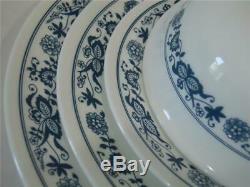 NEW 16-pc Corelle OLD TOWN BLUE DINNERWARE SET Dinner Lunch PLATES 18-oz BOWLS