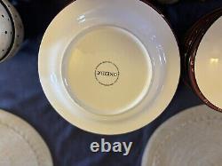 Oneida Farmhouse Rooster Eight Place Setting Minus One Mug And One Dinner Plate
