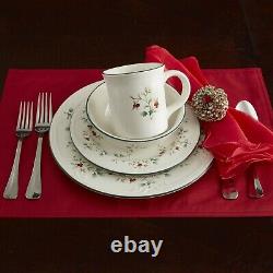Pfaltzgraff Winterberry 16-Pieces Christmas Dinnerware Set Service for 4 Holly