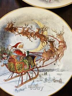 Pottery Barn Nostalgic Christmas Dinner Plates Set Of 4 Santa Train Reindeer