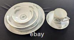 RARE 1950s Eschenbach Bavaria Germany 48pc 8 place Roselyn PERFECT