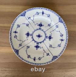 ROYAL COPENHAGEN Blue Fluted Half Lace Border Dinner Plate #571 Set of 2