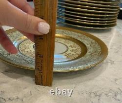 Royal Bavarian Hutschenreuther China Gold Encrusted Set of 12 Dinner Plates