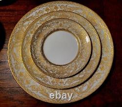 Royal Worcester 60 Pc 12 Set Embassy Gold Encrusted Dinner Plates Cups & Saucers
