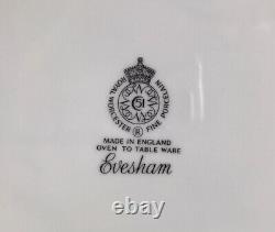 Royal Worcester Evesham Gold Dinner Plates 10 Set Of 6 Made In England