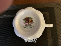 Royal albert old country roses 40 piece china set service for 8 plus accessories