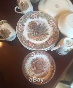 Set 12 Royal Stafford MYOTT QUEEN'S THANKSGIVING Turkey DINNER PLATES Bowls Cups