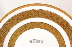 Set 7 Dinner Plate Antique Crown Sutherland China 6000 149 Raised Gold Encrusted