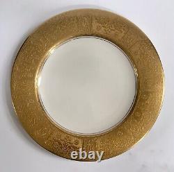 Set Of 12 Royal Crown China Gold Encrusted Dinner Plates 10 3/4 D