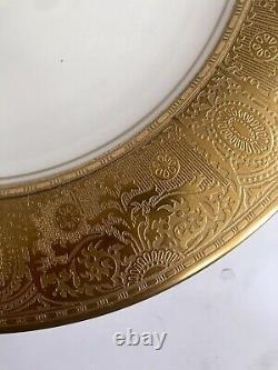 Set Of 12 Royal Crown China Gold Encrusted Dinner Plates 10 3/4 D