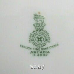 Set of 10 Royal Doulton Arcadia H 4802 Dinner Plates- Green Mark, Excellent