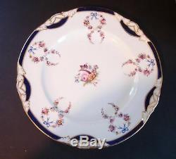 Set of 12 19th Century Old Paris Porcelain Dinner Plates