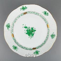 Set of Twelve Herend Chinese Bouquet Green Dinner Plates #524/AV