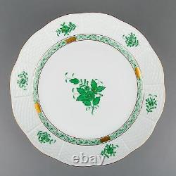 Set of Twelve Herend Chinese Bouquet Green Dinner Plates #524/AV