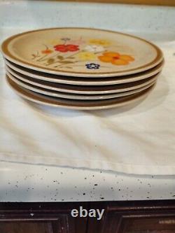 Vintage Country Living Dinner Plates Set of 5