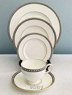 WEDGWOOD ULANDER BLACK 20 Piece DINNERWARE SET 4 Place Settings Plates Cups