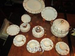 Wedgwood WW113 White Gold gilt China Tureen Dinner Plate set Mid Century Scallop